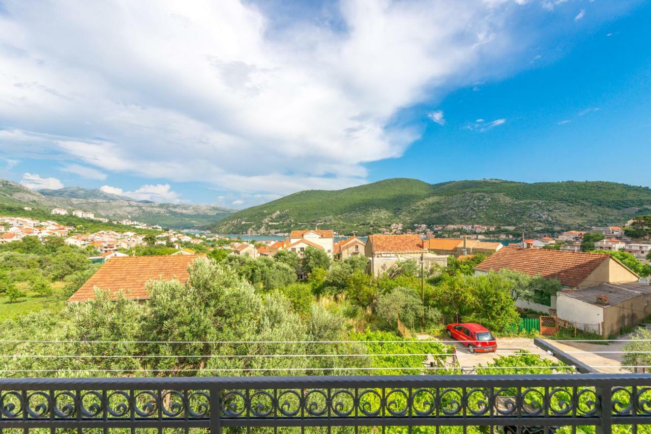 Tranquility And Nature In 4 Bedroom With Sea View Mokošica Buitenkant foto