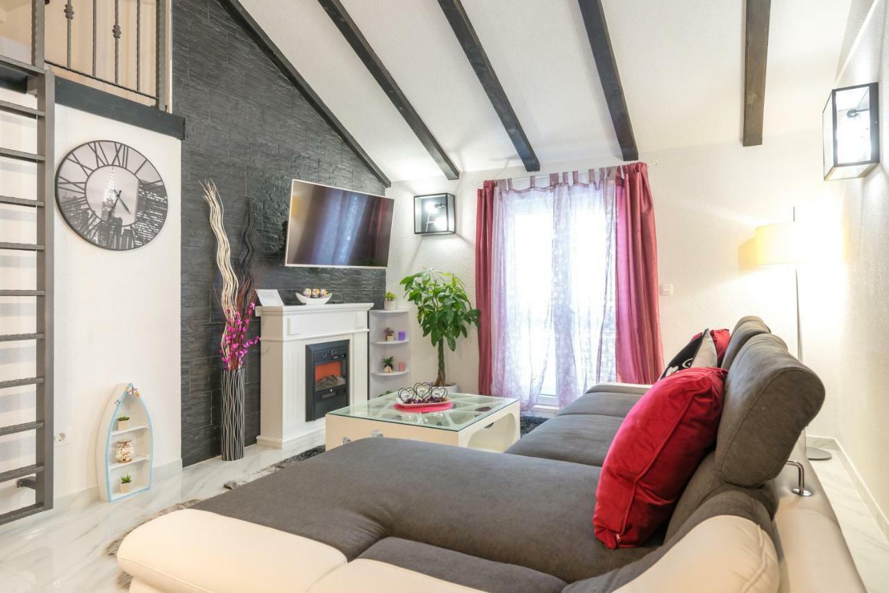 Tranquility And Nature In 4 Bedroom With Sea View Mokošica Buitenkant foto