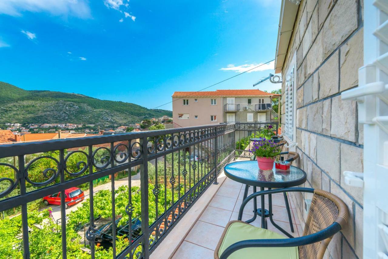 Tranquility And Nature In 4 Bedroom With Sea View Mokošica Buitenkant foto
