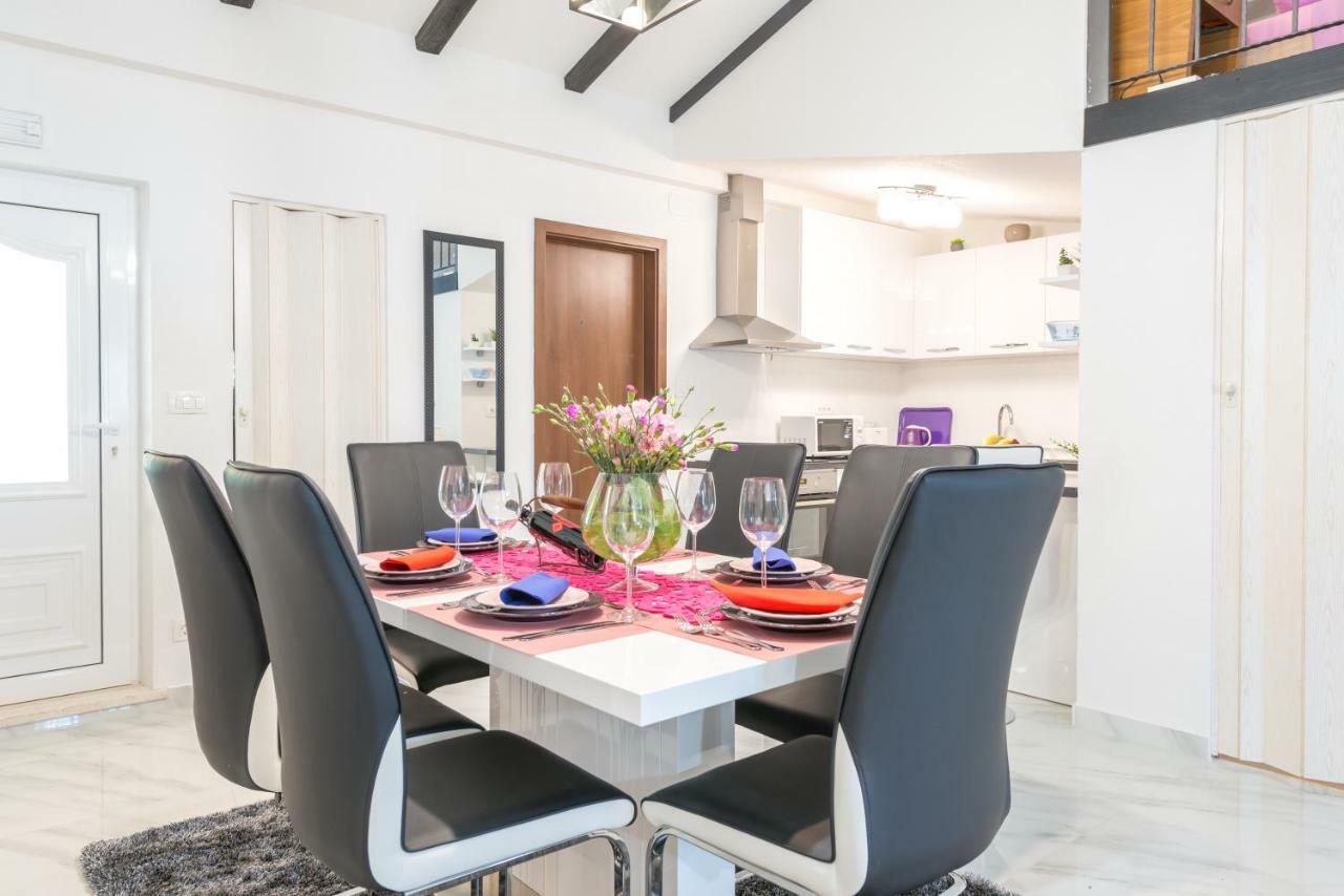 Tranquility And Nature In 4 Bedroom With Sea View Mokošica Buitenkant foto